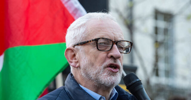 Veteran British Socialist Jeremy Corbyn Campaigning For Zohran Mamdani Ahead of New York Election