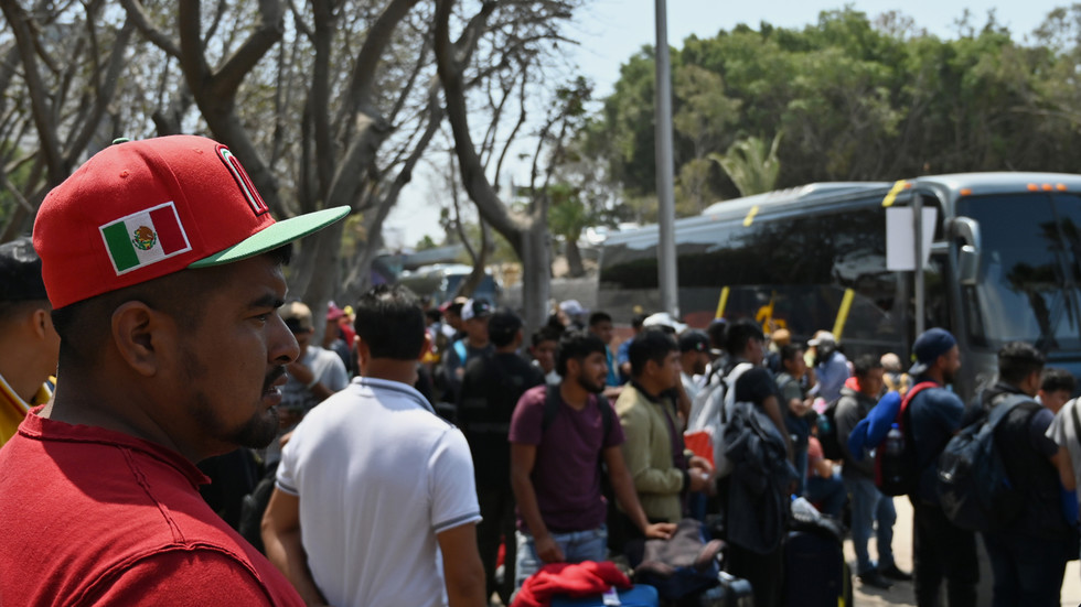 Mass immigration undermining ‘American Dream’ – Vance