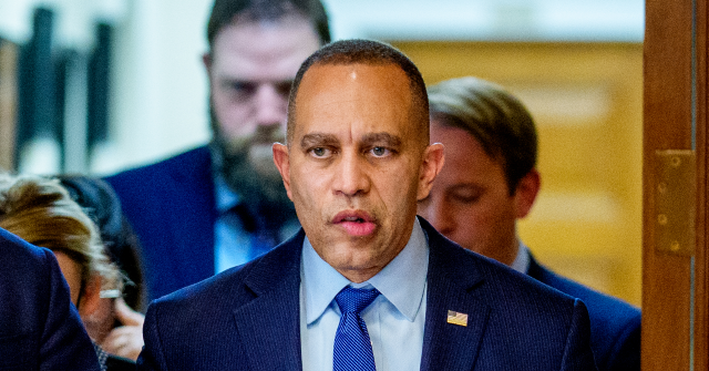 Nolte: Polls Show Democrats Losing Ground for 2026 Midterms