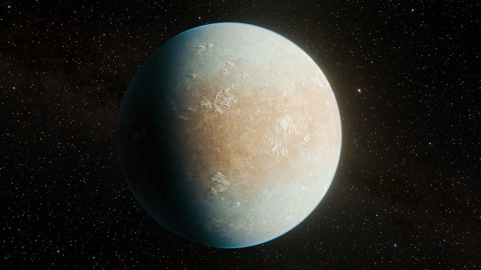 Potentially habitable Earth-sized planet discovered