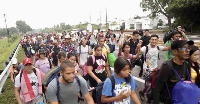 Report: Migrants Buying Fake Mexican Birth Certificates to Avoid Being Sent to Countries of Origin