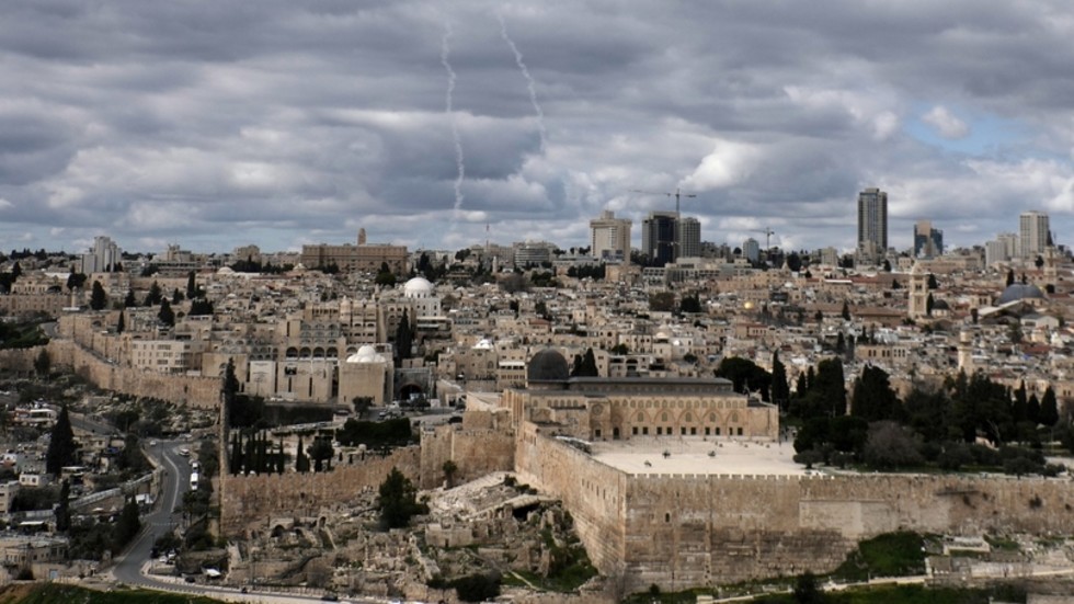 Iran launches retaliatory strike on Israel