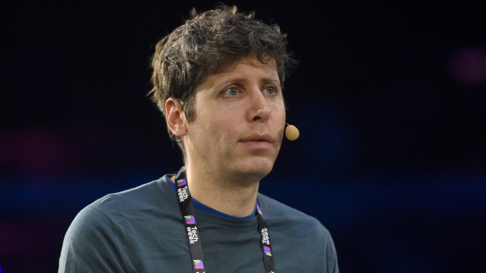 OpenAI strikes deal with Pentagon