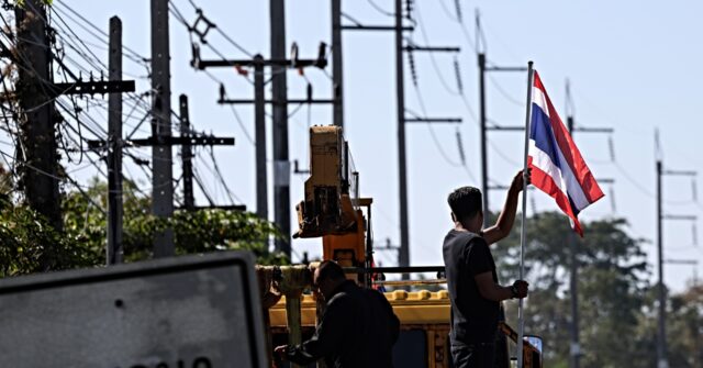 Cambodia Claims Thailand Straining Trump Ceasefire by Occupying Disputed Territory