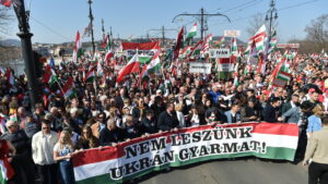 ‘We will not be Ukrainian colony’ – massive rally held in Budapest (VIDEO)