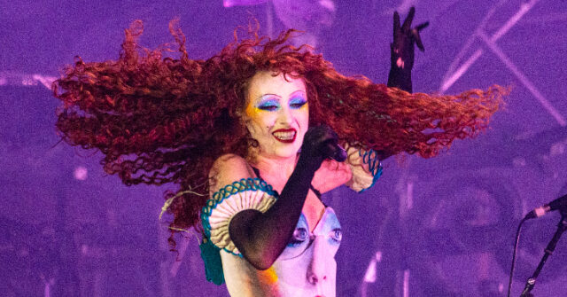 Rio de Janeiro Mayor Bans Chappell Roan Amid Accusations She Made Daughter of Brazilian Soccer Star Jorginho Cry