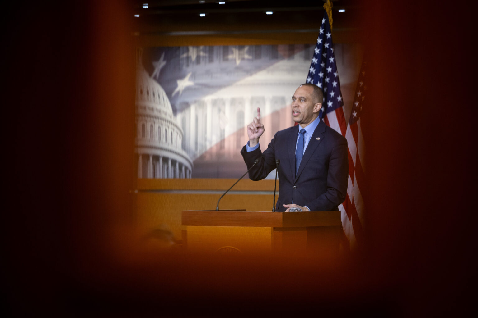 House Democrats rally behind DHS funding bill as GOP balks