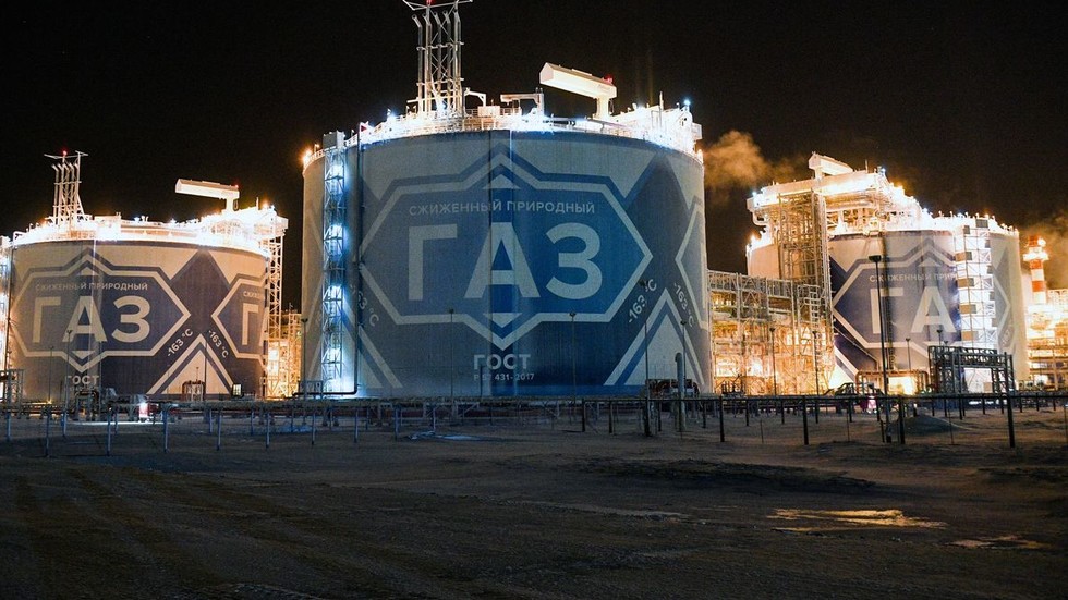 EU quietly ramps up Russian LNG imports despite ban plans – FT