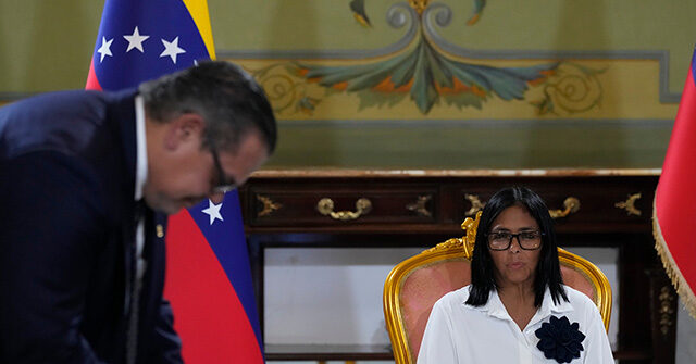 Chevron Signs Asset Swap Deal in Venezuela, Expanding Oil Operations