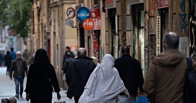 Report: 20% of Spain’s Population Is Now Foreign-Born