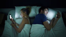Global birth rates plunged after smartphones – FT