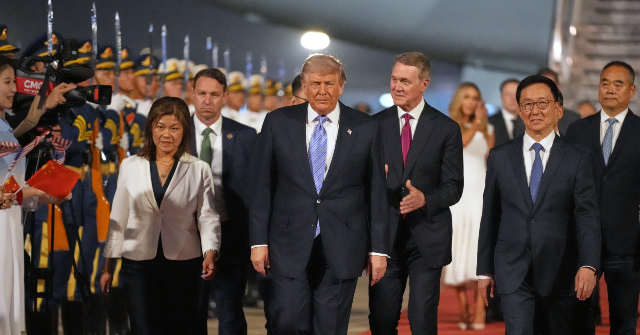 Beijing Rolls Out the Red Carpet for Trump: Bright Lights and Hundreds of Children Greet President in China
