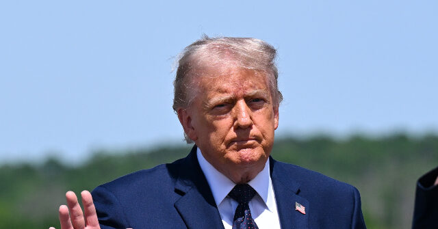 Trump, Cabinet to Head to Camp David on Wednesday