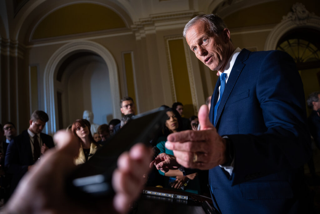 Senate GOP could ditch Secret Service funding tied to White House ballroom