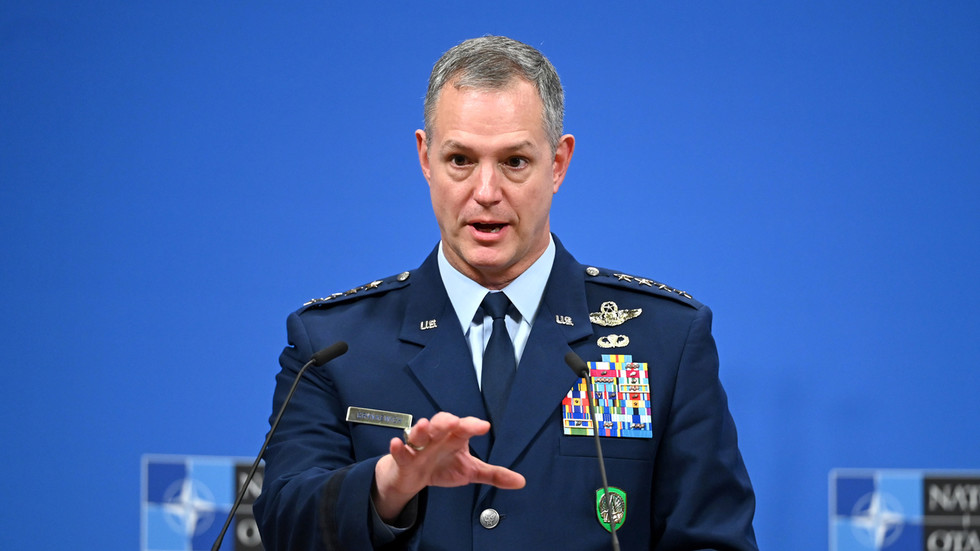 Russia not looking for conflict – top NATO general