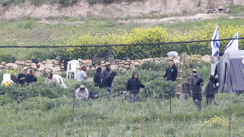 Israel to fund extremist settlers – media