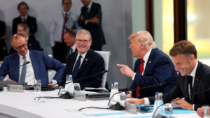 Trump piles misery on outgoing Starmer