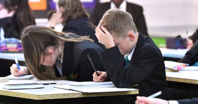 White Working-Class Students Most Disadvantaged in Britain’s Education System: Inquiry