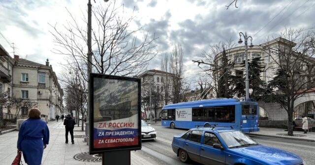 Russian-Controlled Crimea Halts Gas Sales to Civilians Amid Ukrainian Attacks