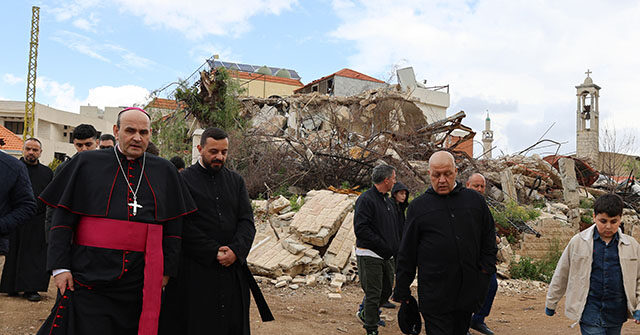 Catholic Nuncio Visits Lebanese Christians Defying Israel Evacuation Orders
