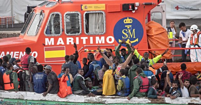 Spain: Experts Predict Basic Services ‘Collapse’ Driven by Migrant Mass Amnesty