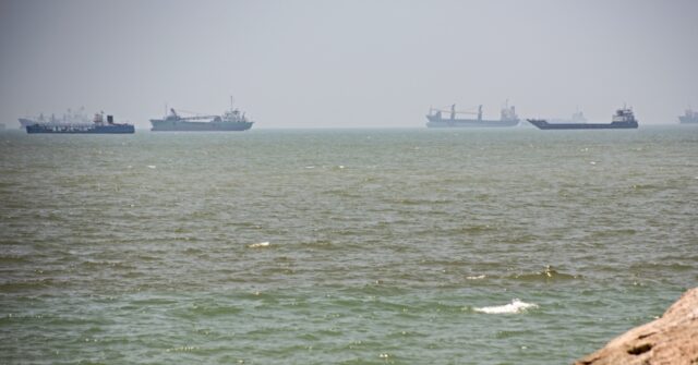 Shipping Traffic Uptick in Strait of Hormuz Defies Iran’s Closure Claim