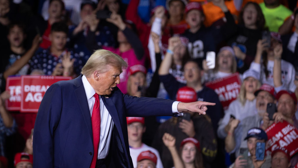 Killer illegal immigrant sues Trump, demands $75 mn and US citizenship