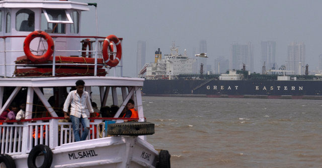 India Tells Seafarers to Avoid Strait of Hormuz After Crew Deaths