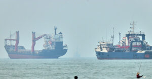 ‘Indirect’ Qatar Talks with Iran Conclude Quietly, with No Breakthrough on Strait of Hormuz