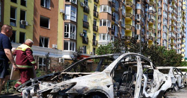 Ukraine’s Kyiv Struck in Russian Ballistic Missile Attacks, Leaving One Dead and 16 Injured