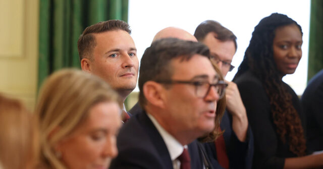 ‘Absolute Moron’, ‘Poisonous’: Once Again, An Anti-Trump British Government Will Have to Eat Its Words