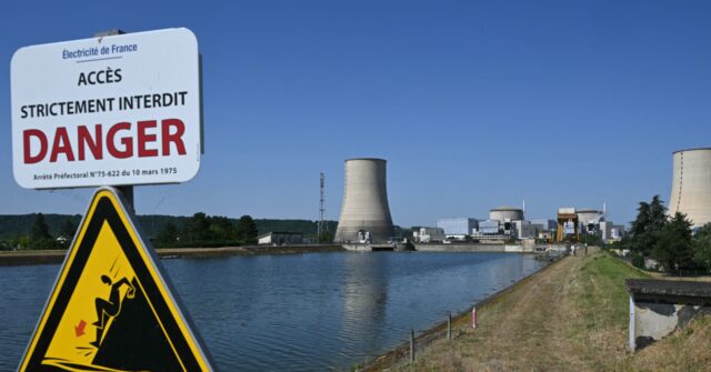 France Heatwave Triggers Urgent Shutdown of Nuclear Reactor