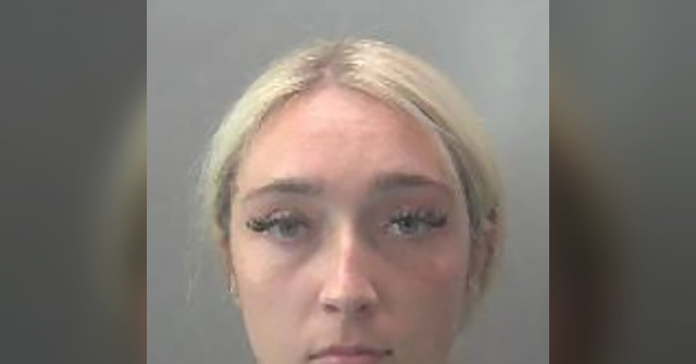 Prison Officer Jailed for Sex with Murderer Who Listed Her as ‘Partner’ in Smuggled Cellphone