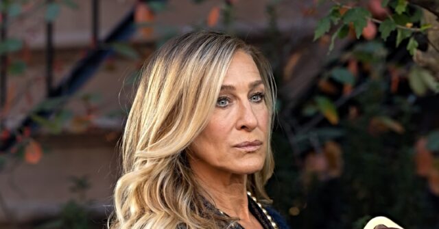 Sarah Jessica Parker, Mark Ruffalo lead Hollywood Elites Reading ‘On Tyranny’ to Counter Trump