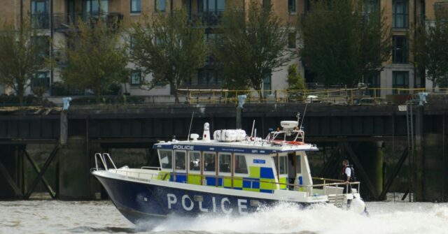 London Police Boat Crash Sees Armed Officers Flung Into The Thames