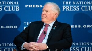 Pentagon accuses ex-Air Force chief of leaking state secrets
