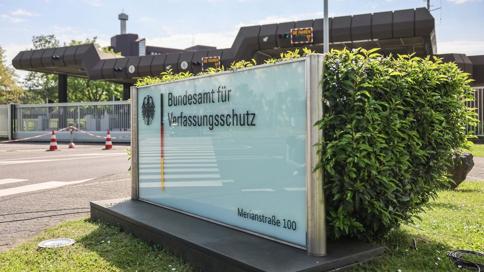 German opposition slams spy agency ‘revolution’
