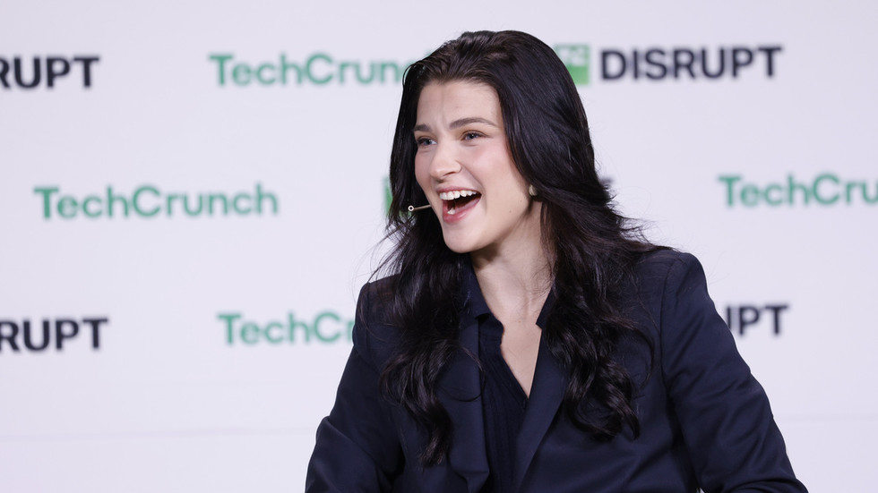 Bill Gates’ daughter rigged shopping app commissions – Bloomberg