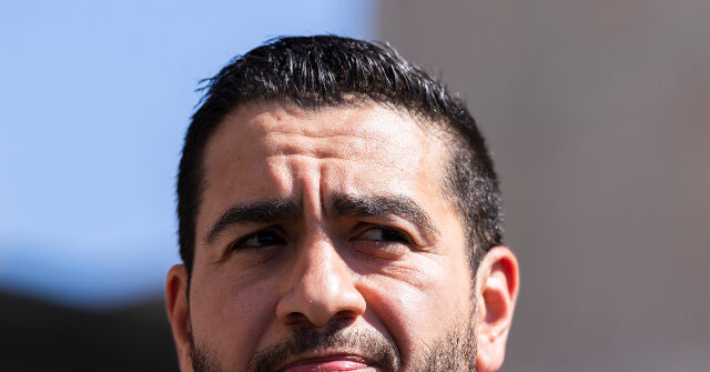 NYT: Moderate Democrats Gear Up for ‘War that Is Coming’ with Democratic Socialists