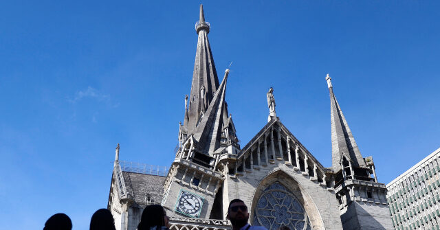 Colombia: Shocking Images of Cathedral Tower Collapse During Earthquake