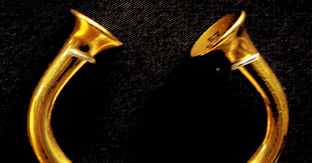 British Treasure Hunters Hit Pay Dirt, Find Gold After Years of Failure with Metal Detectors