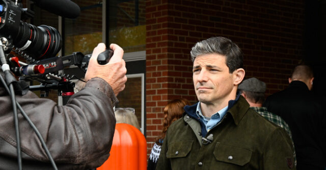 CBS Chief Correspondent Matt Gutman Accused of Harassment in ABC Producer Suit