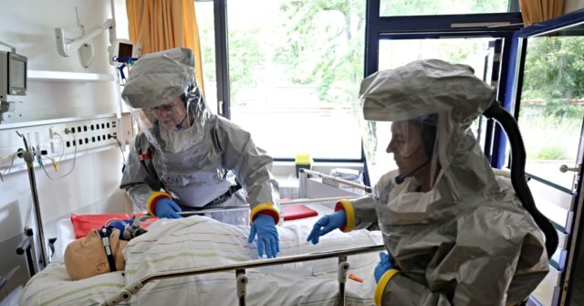 W.H.O. Seeks Volunteers for Ebola Vaccine Trial as Death Rate Soars