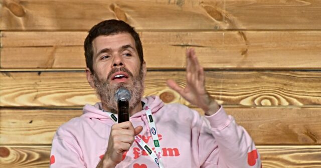 Video: Celebrity Blogger Perez Hilton ‘Covered in Blood’ on Livestream, Hospitalized After Police Investigation