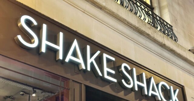 Prosecutors: Arizona Shake Shack Worker Robbed Store at Gunpoint, Got Arrested Days Later During His Next Shift