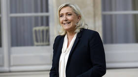 Le Pen frontrunner for French president – polls