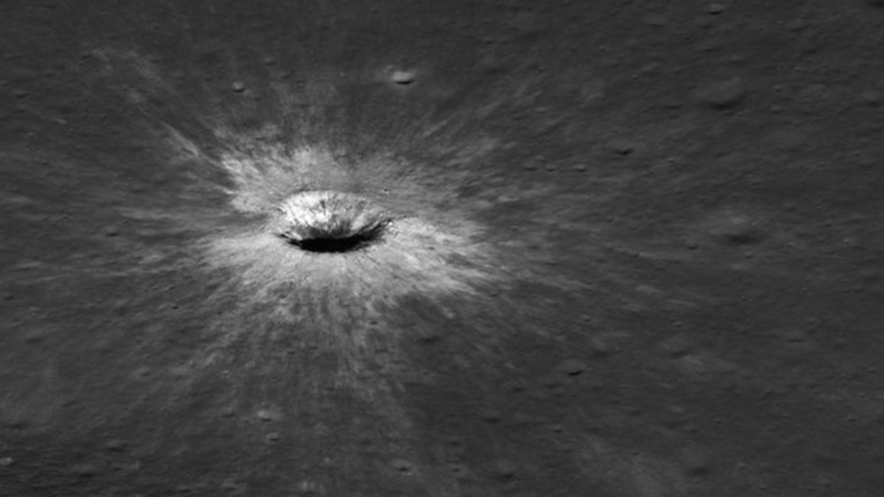 ‘Once-in-a-century’ crater discovered on Moon (PHOTOS)