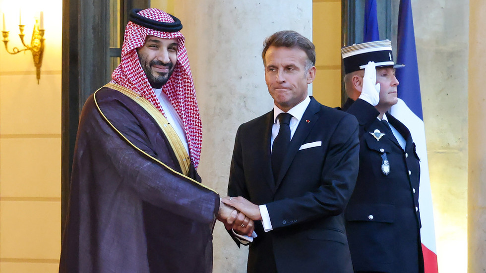 Macron to send French troops to Saudi Arabia