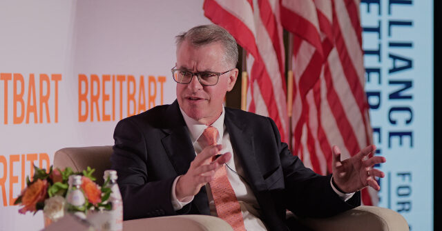 Exclusive – Trump Economic Adviser Christopher Phelan: AI Is a Tool to Complement Workers, Not Replace Them