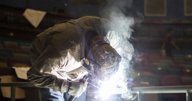 ADP: Private Sector Added 90,000 Jobs In September, Much More Than Expected